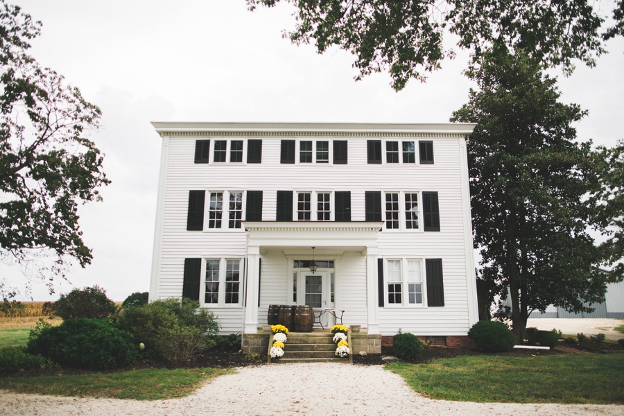 Farmhouse Estate Wedding | Maryland | Victoria Selman Photographer