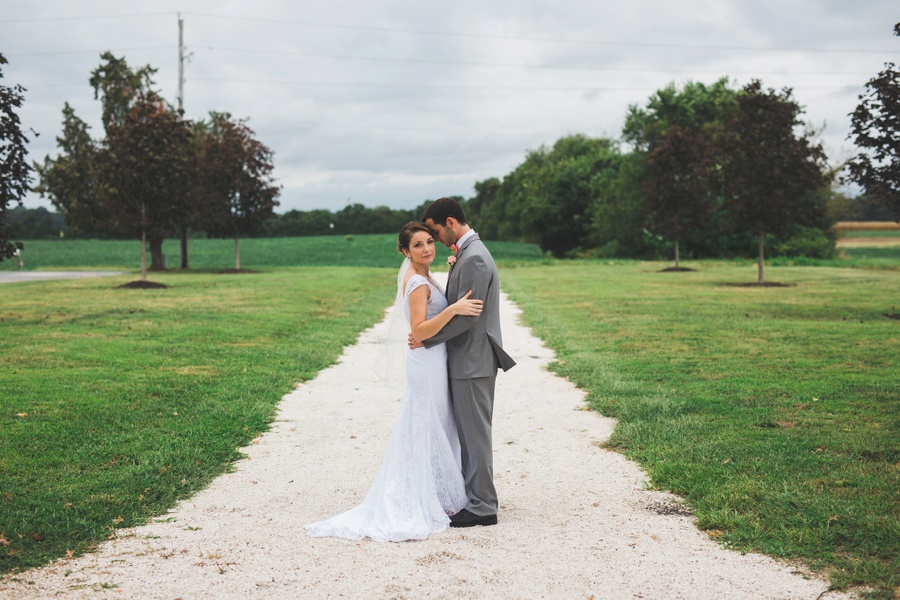 Farmhouse Estate Wedding | Maryland | Victoria Selman Photographer