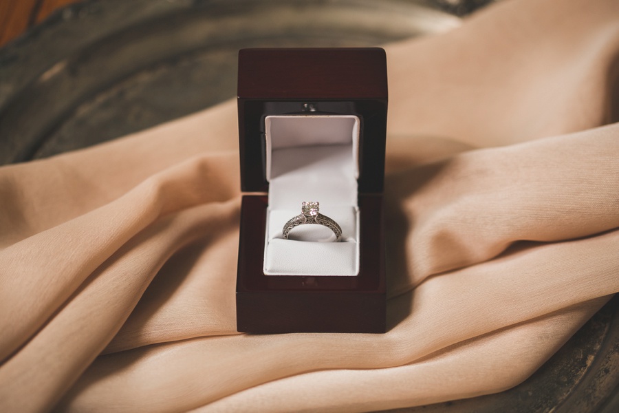 Farmhouse Estate Wedding | Maryland | Victoria Selman Photographer